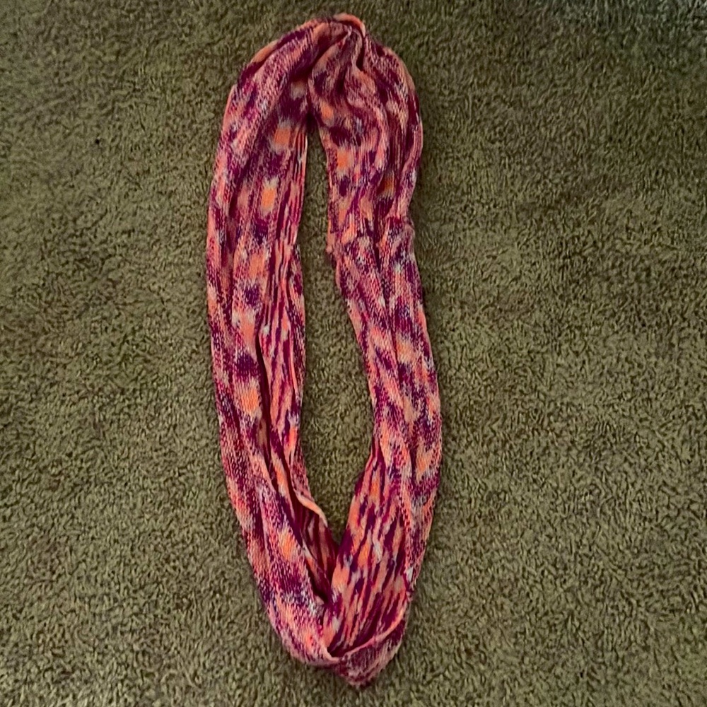 Girls infinity scarf